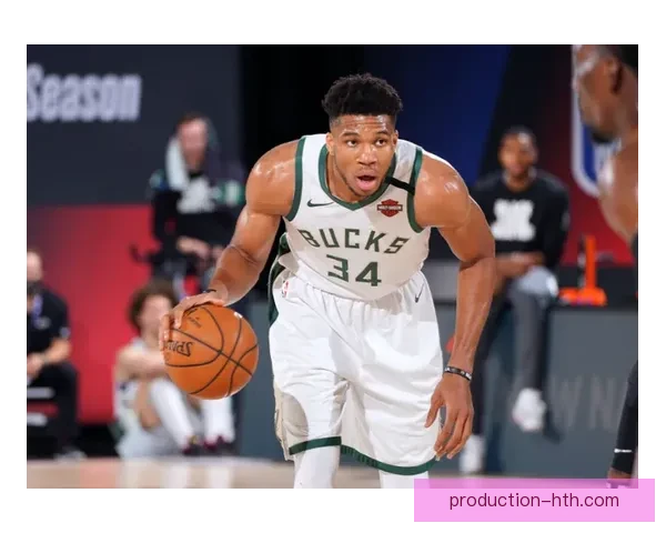 雄鹿队崛起新纪元扬威NBA 杰出球员引领球队迈向总冠军之路